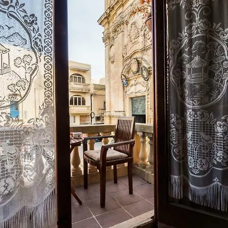 Incredible Location On St George's Square Appartamento *